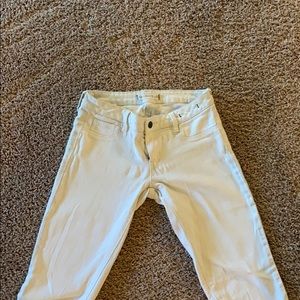 Bullhead white jeans